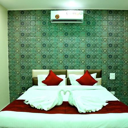 Hotel New Seasons Kālka Kültér fotó