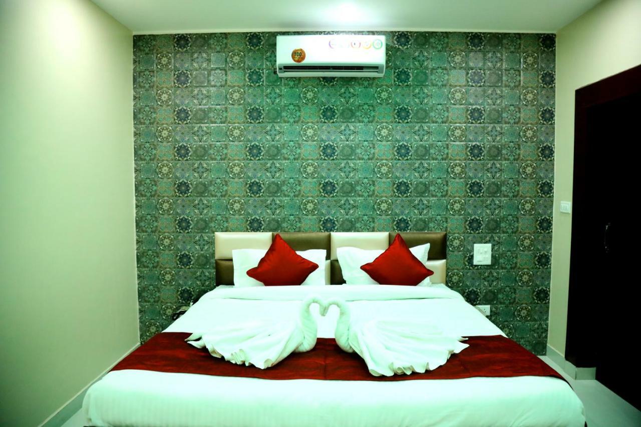 Hotel New Seasons Kālka Kültér fotó